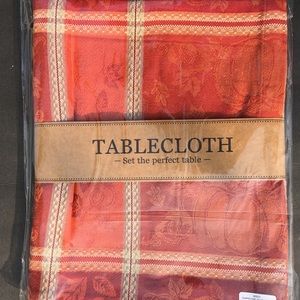 Design Imports Autumn Tablecloth Pumpkin Vine Jacquard 52” x 52” Orange New